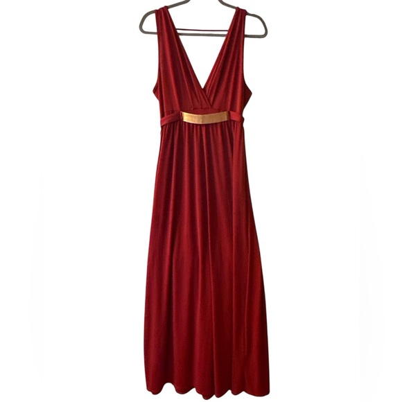 Red Sleeveless V-Neck Maxi Dress Ideal for party - Picture 2 of 6